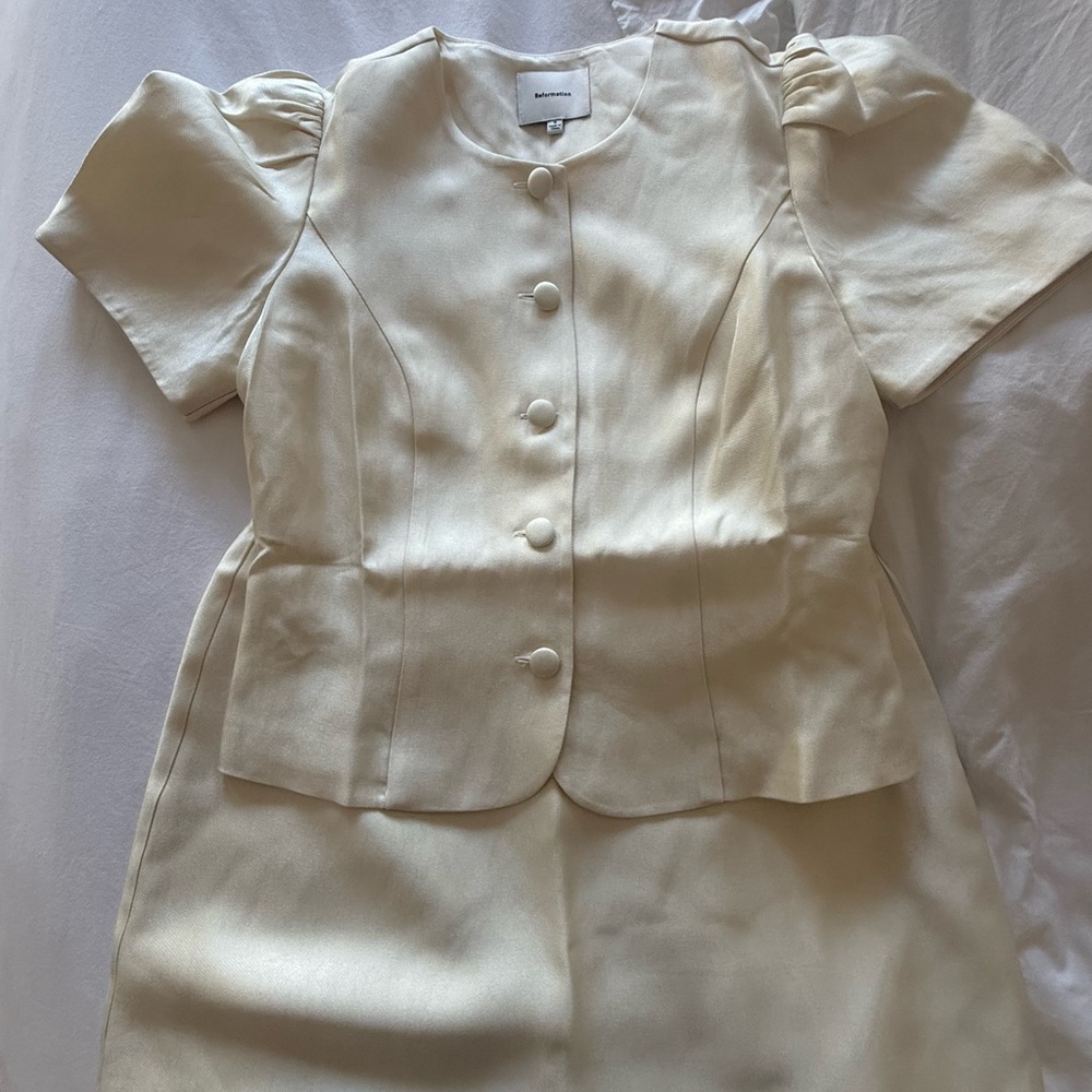 Reformation Ivory Set
